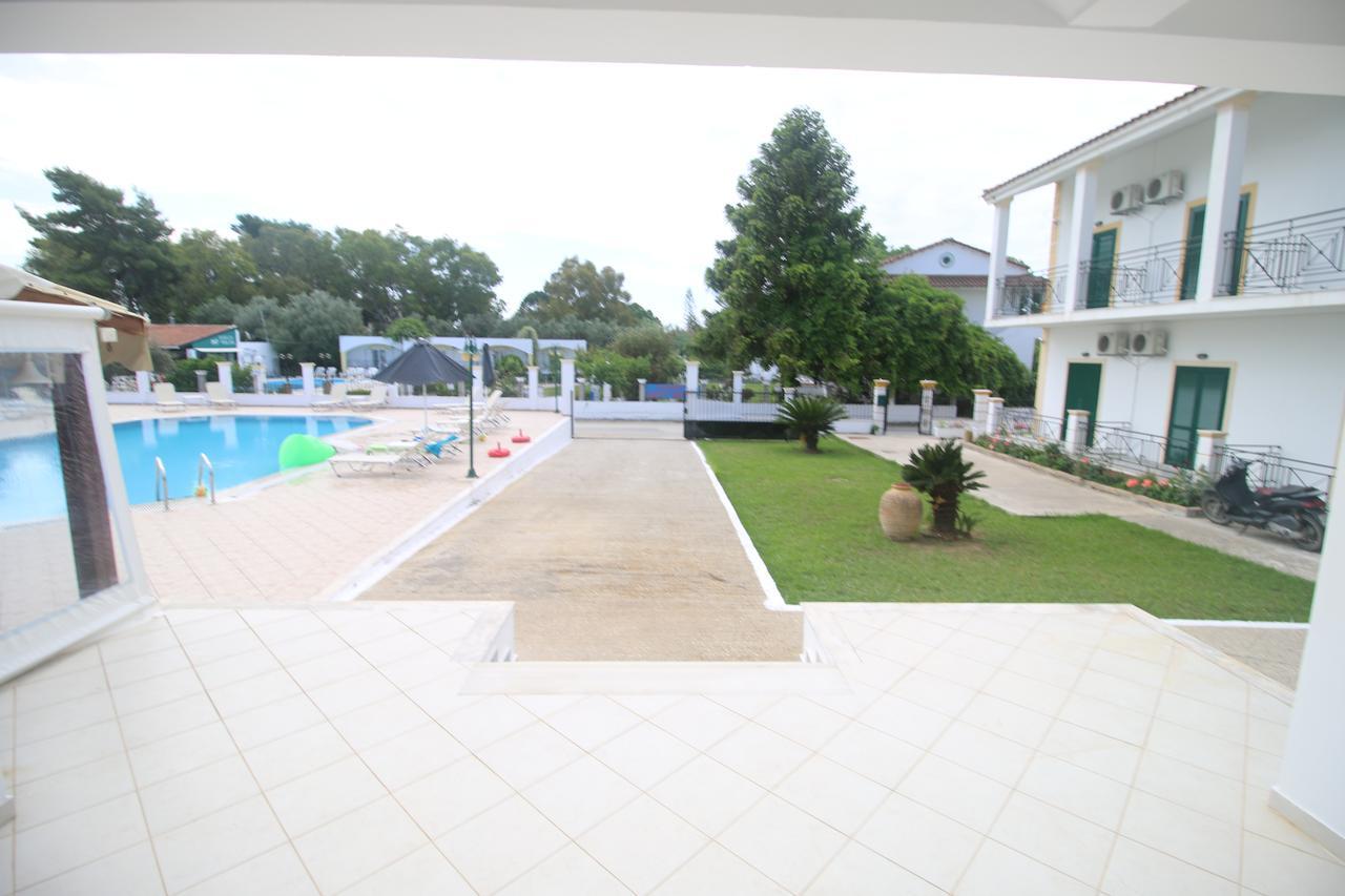 Utopia Kávos Exterior foto